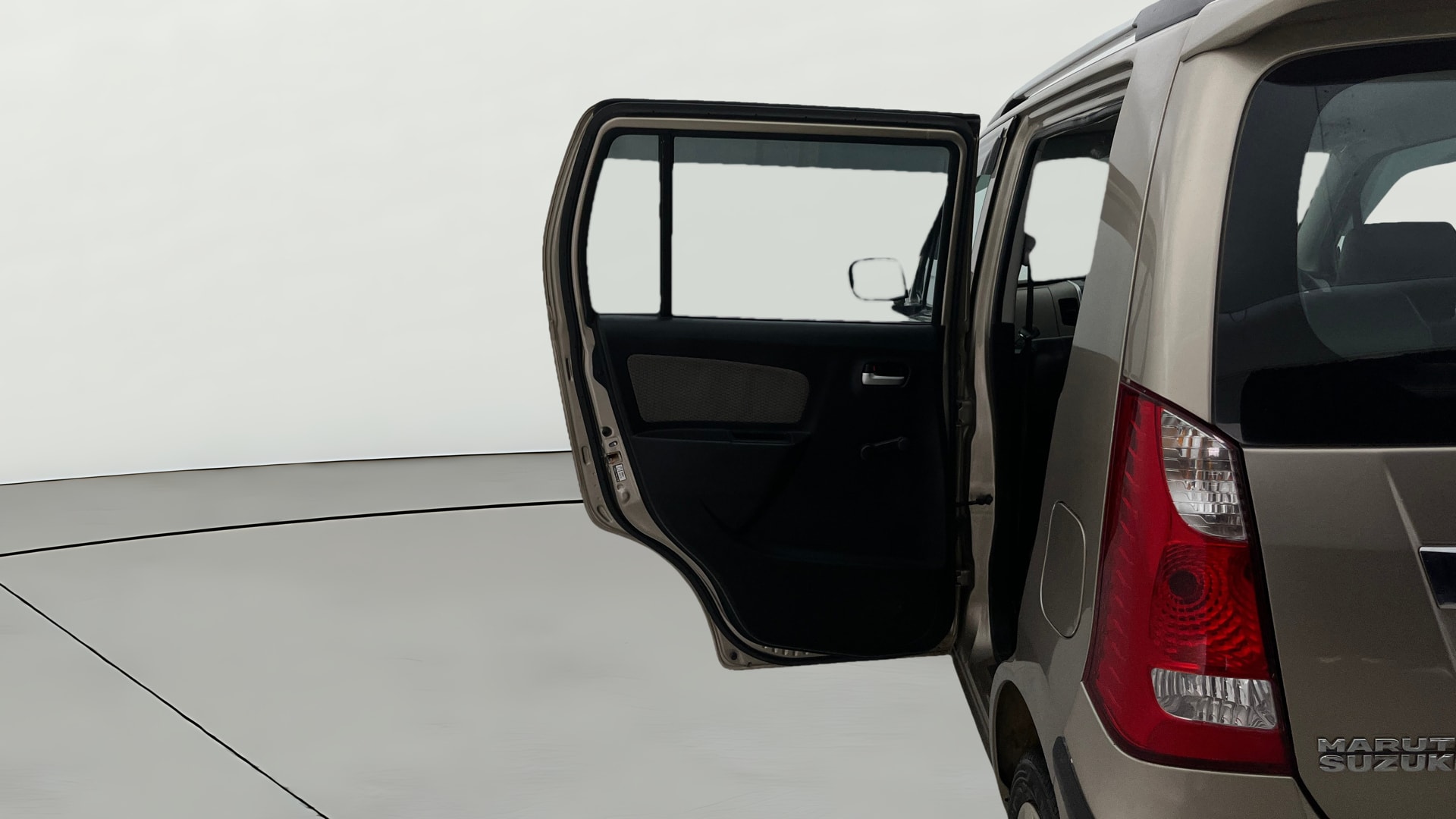 Used 2016 Maruti Suzuki 1000 Used 2016 Maruti Suzuki 1000