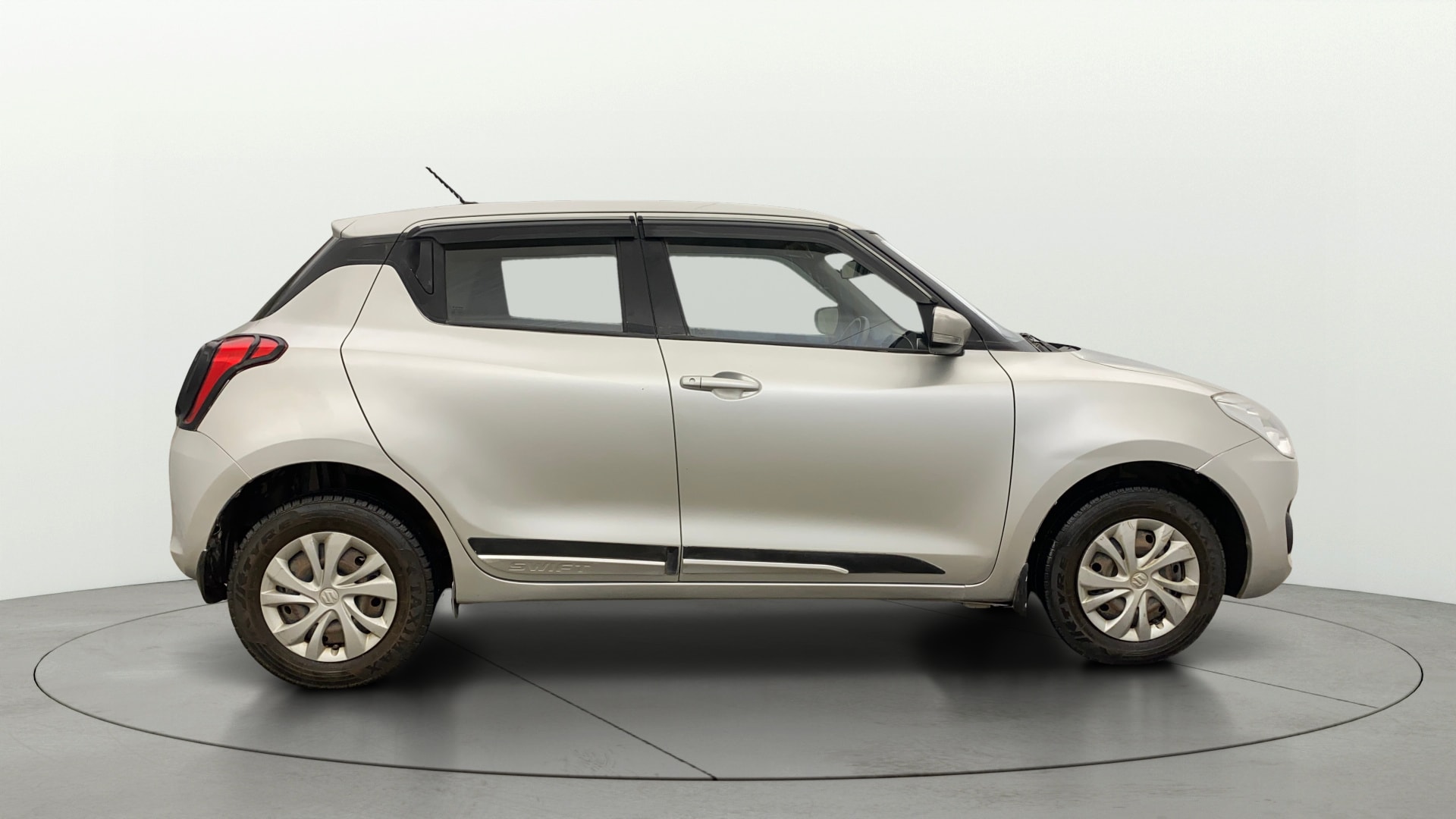 View 2019 Maruti Suzuki 1000 Base Variant Image 8 Used 2019 Maruti Suzuki 1000 Base Variant Image 8