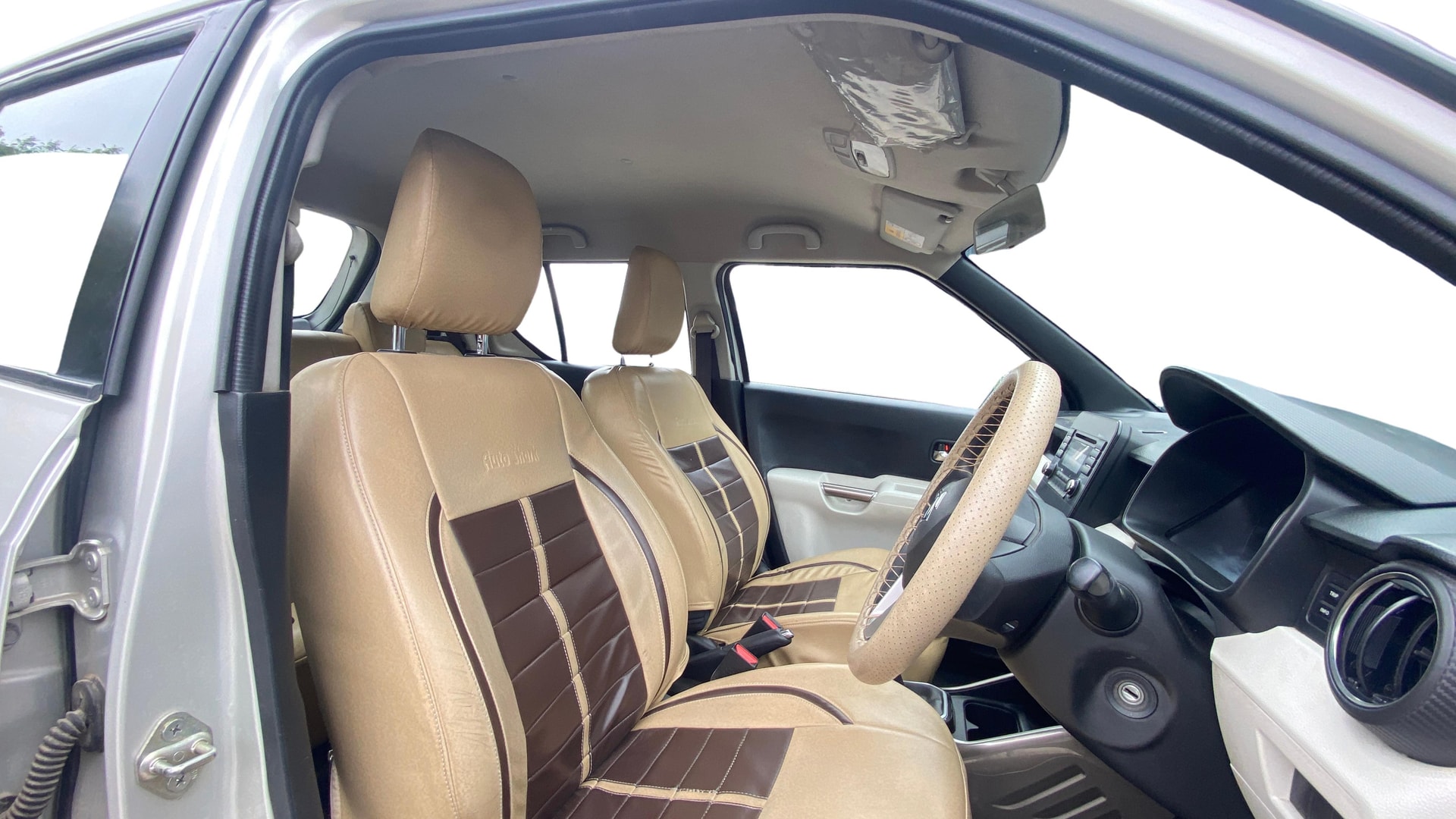 View 2018 Maruti Suzuki 1000 Base Variant Image 25 Used 2018 Maruti Suzuki 1000 Base Variant Image 25