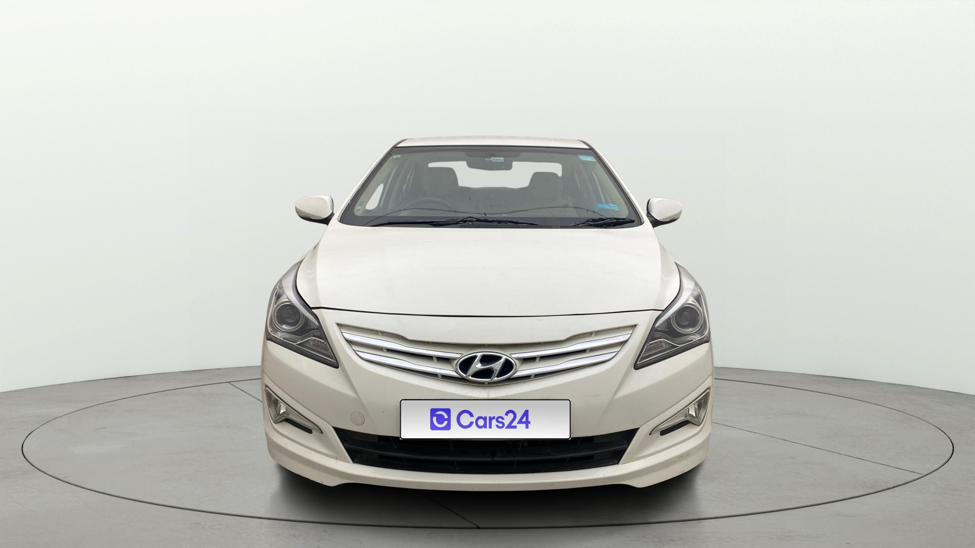 View 2015 Hyundai Fluidic Verna 1.4 CRDI Base Image 1 Used 2015 Hyundai Fluidic Verna 1.4 CRDI Base Image 1