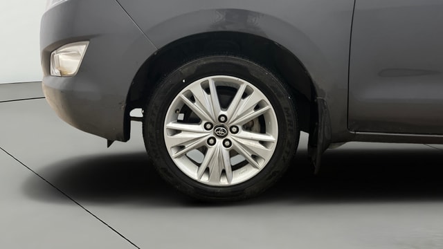 View Toyota Innova Crysta Image 36 Used Toyota Innova Crysta Image 36