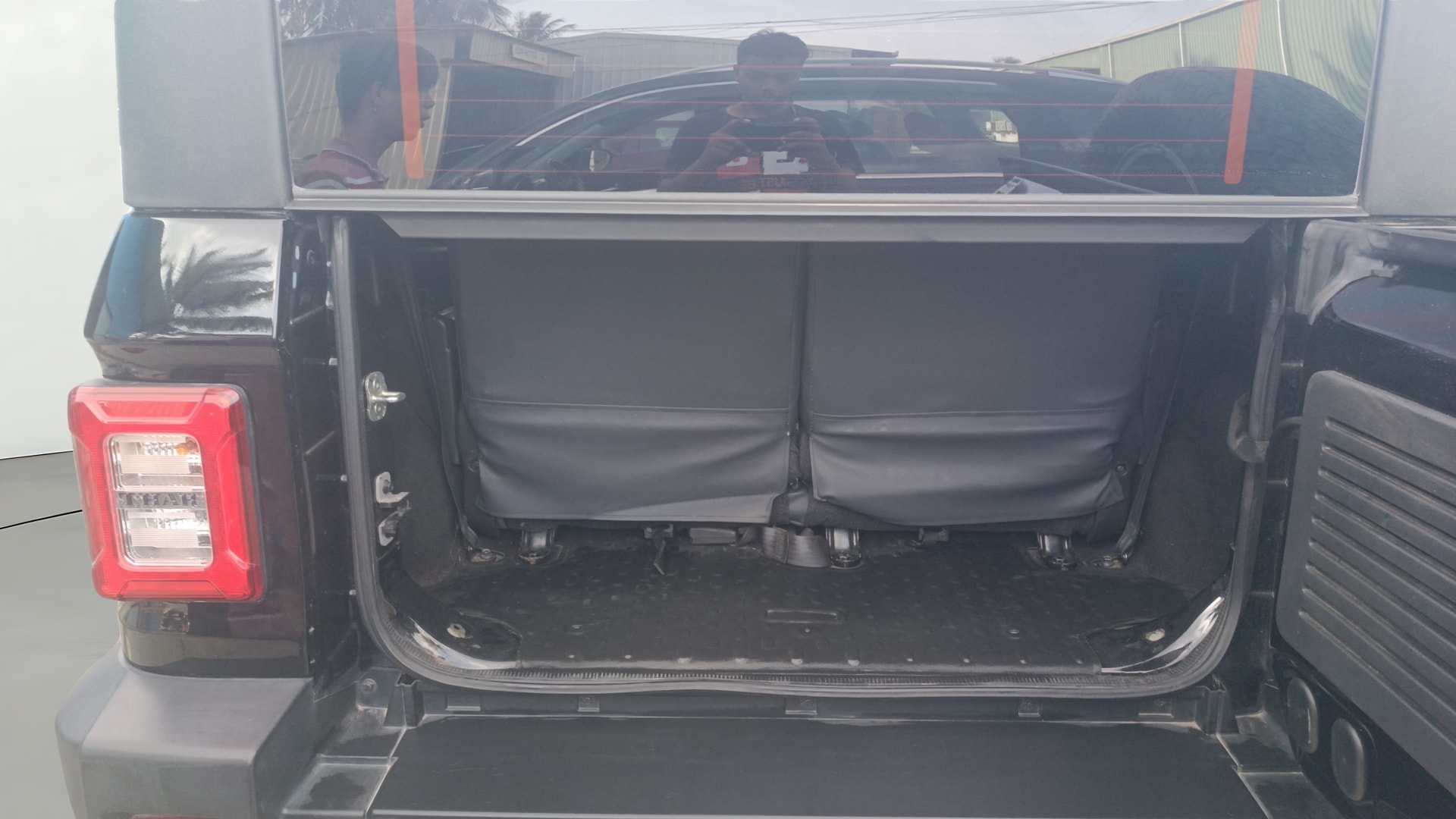 View 2024 Mahindra Thar AX Standard Manual Soft Top 6 Seater Image 38 Used 2024 Mahindra Thar AX Standard Manual Soft Top 6 Seater Image 38