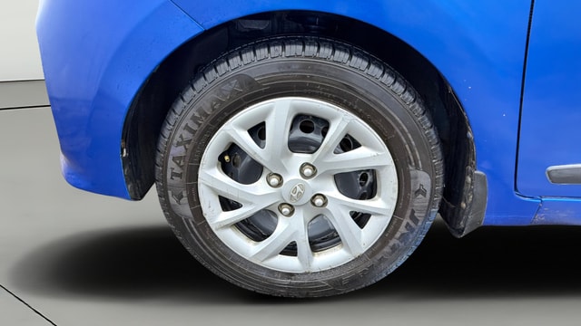 View Hyundai Grand i10 Image 28 Used Hyundai Grand i10 Image 28