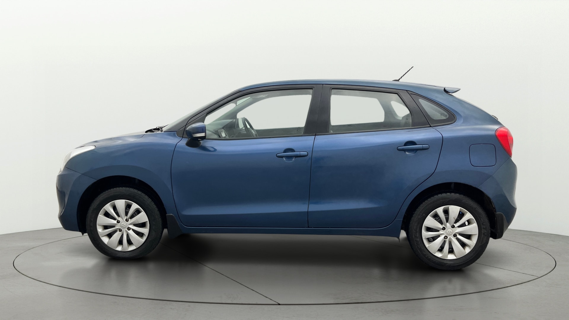 View 2016 Maruti Suzuki 1000 Base Variant Image 5 Used 2016 Maruti Suzuki 1000 Base Variant Image 5