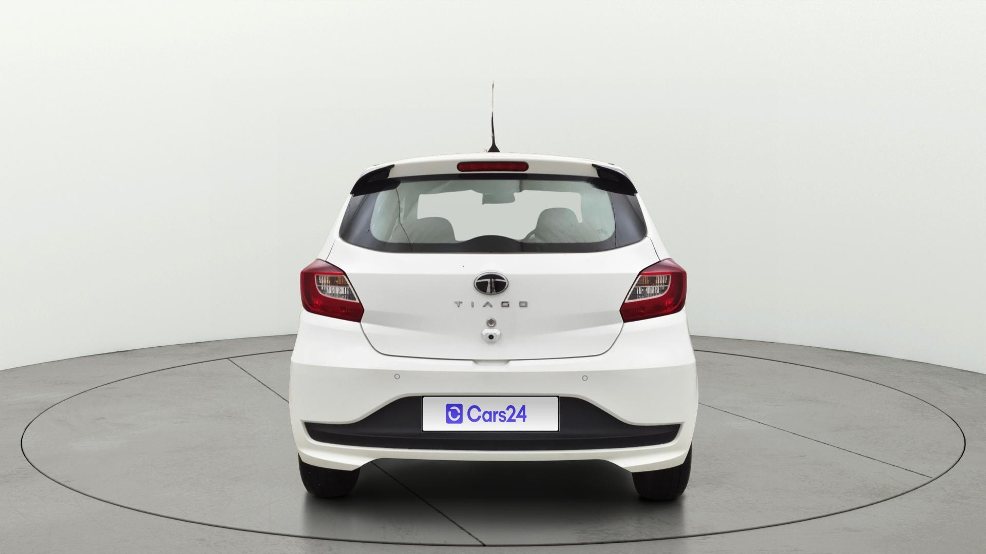 View 2025 Tata Tiago Revotorq XB Image 39 Used 2025 Tata Tiago Revotorq XB Image 39