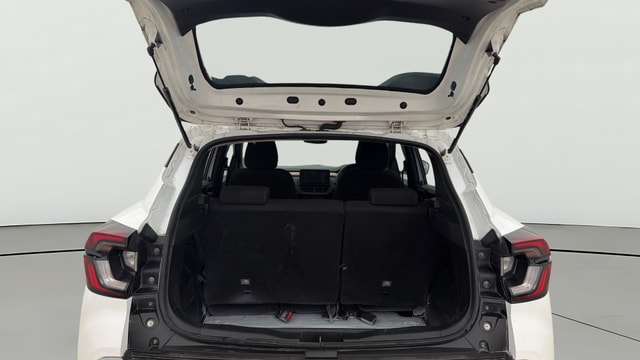 View Renault Kiger Image 38 Used Renault Kiger Image 38