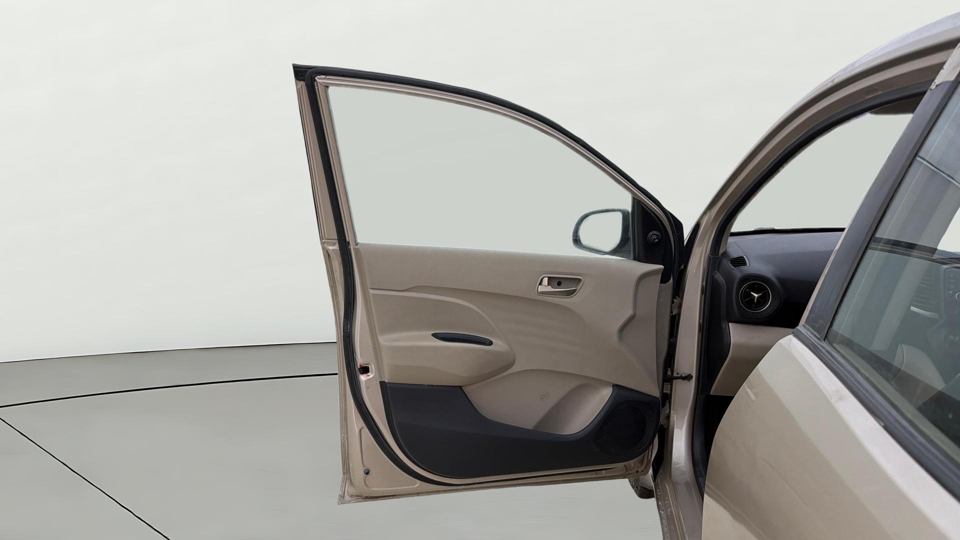 View 2019 Hyundai New Santro Magna Petrol Image 30 Used 2019 Hyundai New Santro Magna Petrol Image 30