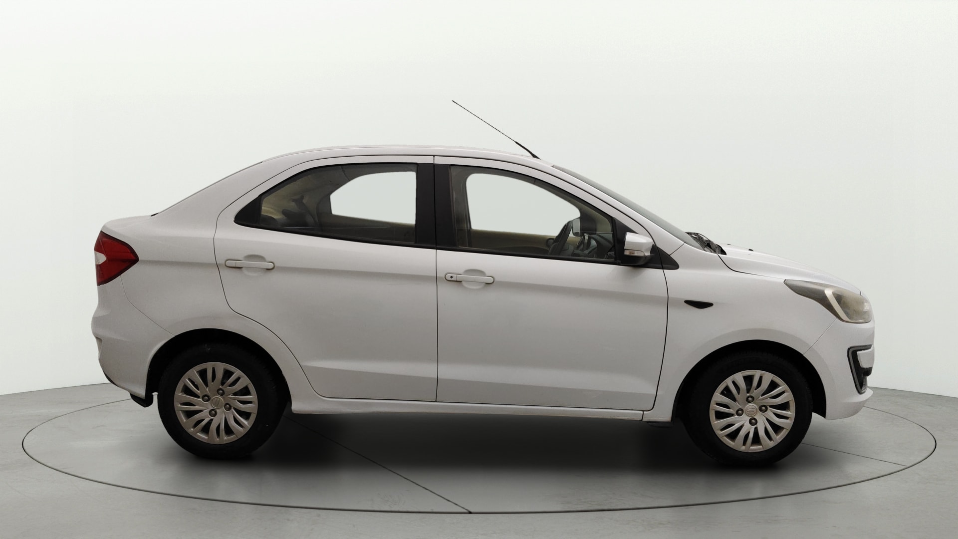 View 2019 Ford Figo Aspire 1.2P Ambiente MT BS IV Image 8 Used 2019 Ford Figo Aspire 1.2P Ambiente MT BS IV Image 8