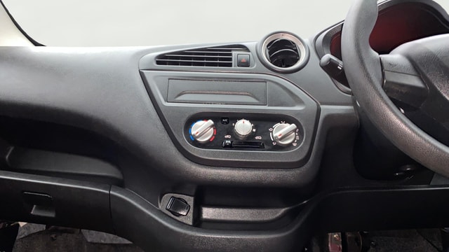 View Datsun Go Image 17 Used Datsun Go Image 17
