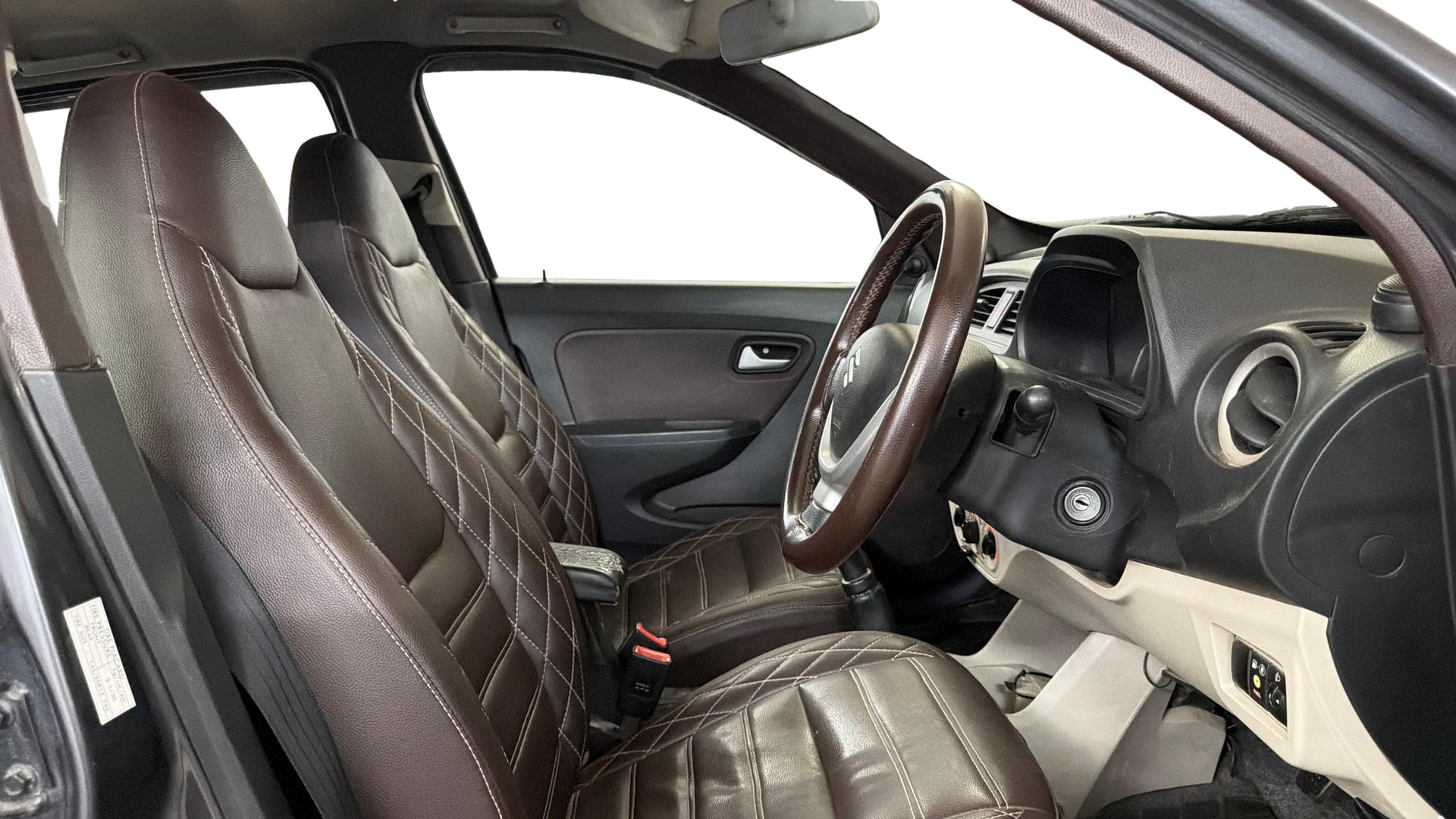 View 2020 Maruti Suzuki 1000 Base Variant Image 26 Used 2020 Maruti Suzuki 1000 Base Variant Image 26