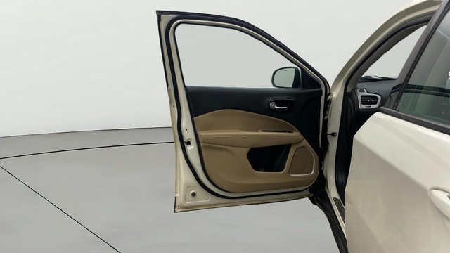 View Jeep Compass Image 30 Used Jeep Compass Image 30