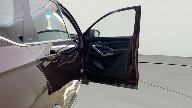 View MG Hector Image 47 Used MG Hector Image 47