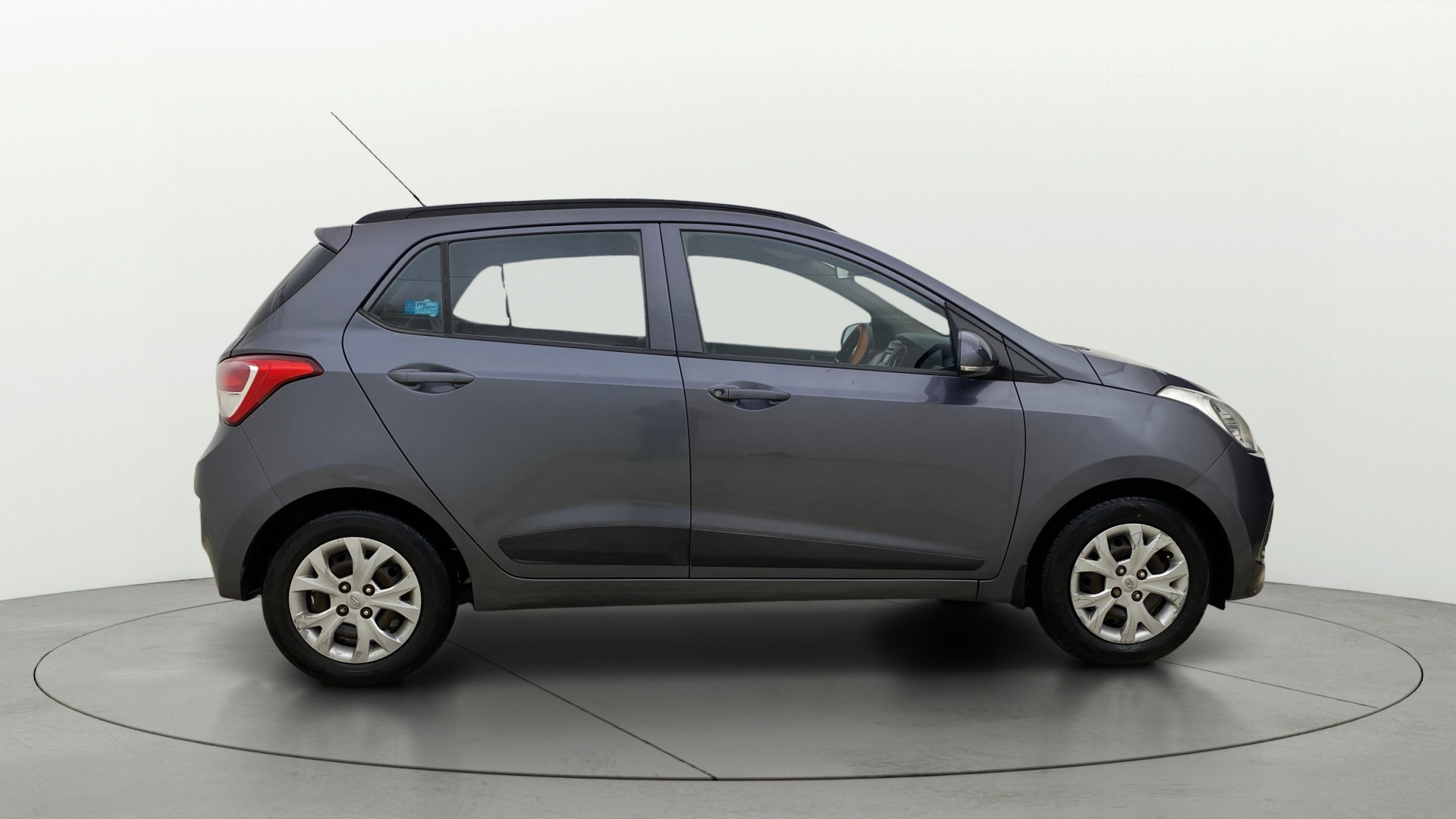 View 2015 Hyundai Grand i10 Sportz 1.2 Kappa Image 8 Used 2015 Hyundai Grand i10 Sportz 1.2 Kappa Image 8