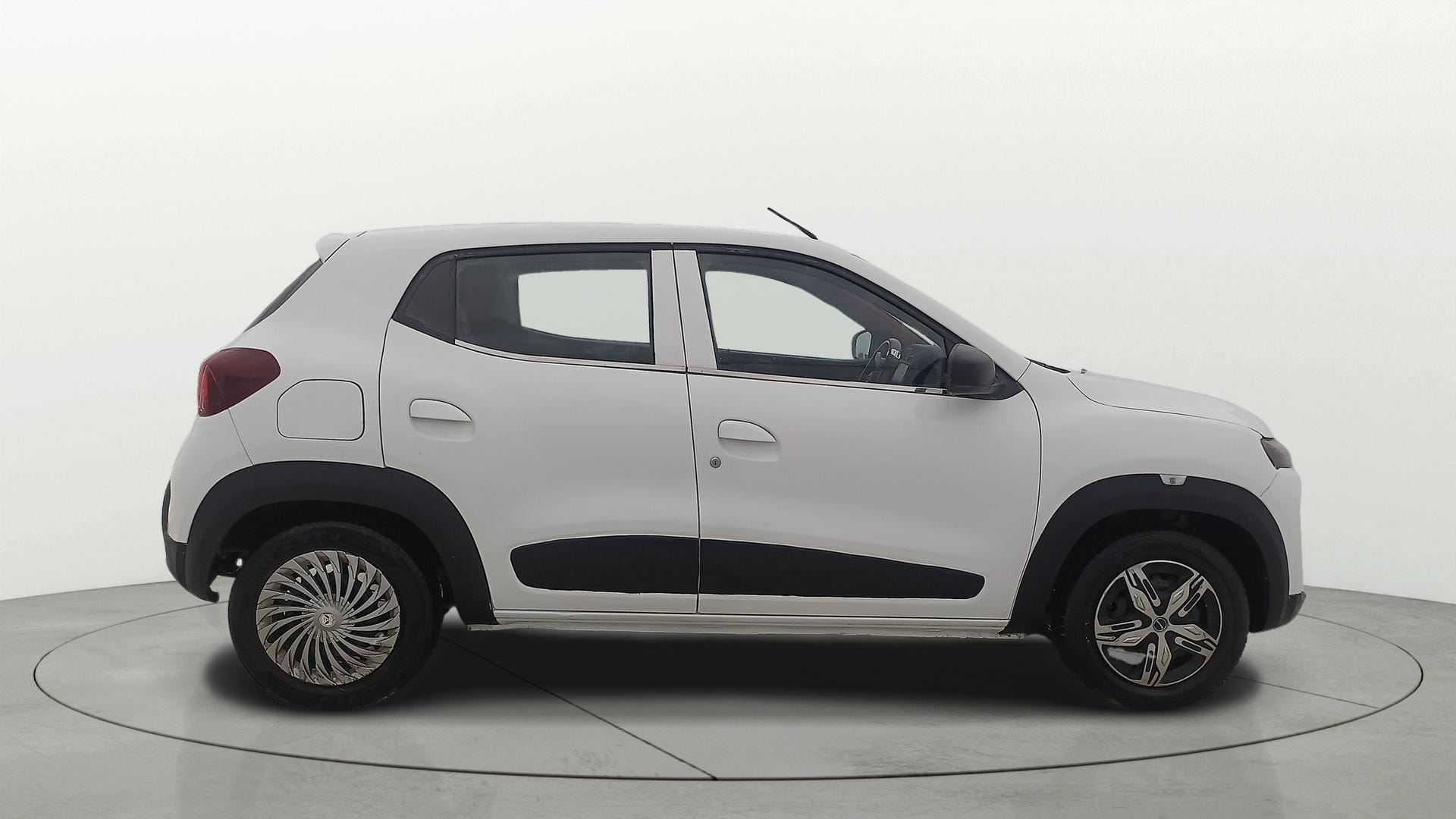 View 2020 Renault Kwid RXL Image 8 Used 2020 Renault Kwid RXL Image 8