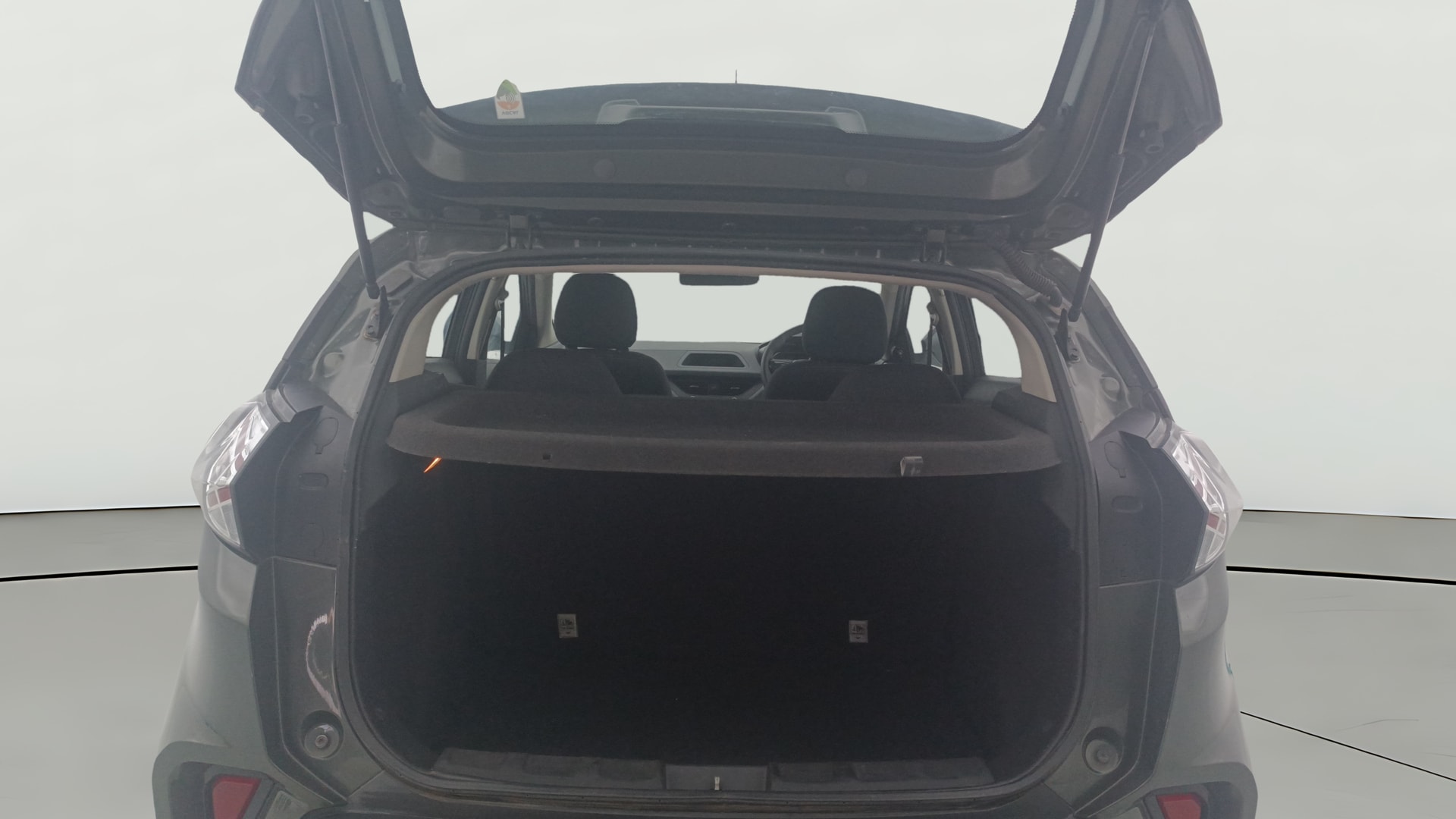 View 2022 Tata Nexon Revotron XM Image 37 Used 2022 Tata Nexon Revotron XM Image 37