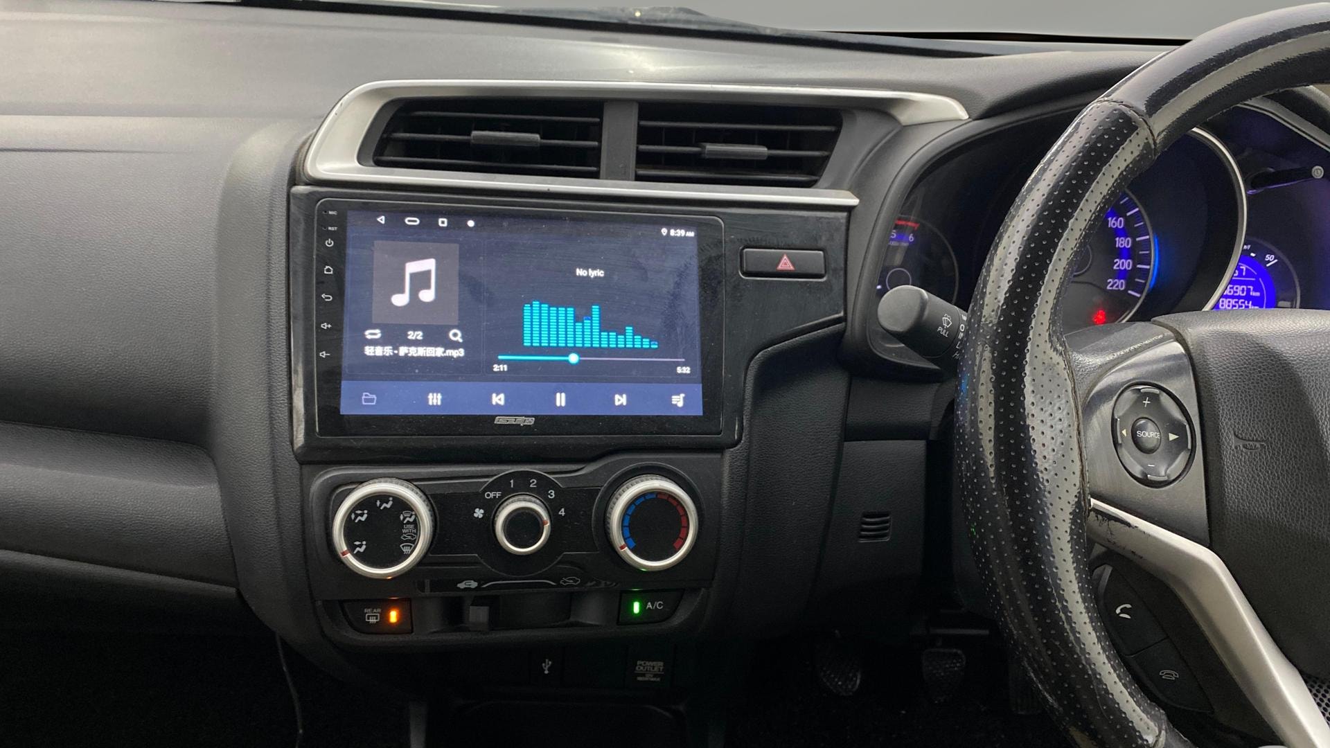 View 2017 Honda WR-V S MT Diesel Edge Edition Image 17 Used 2017 Honda WR-V S MT Diesel Edge Edition Image 17