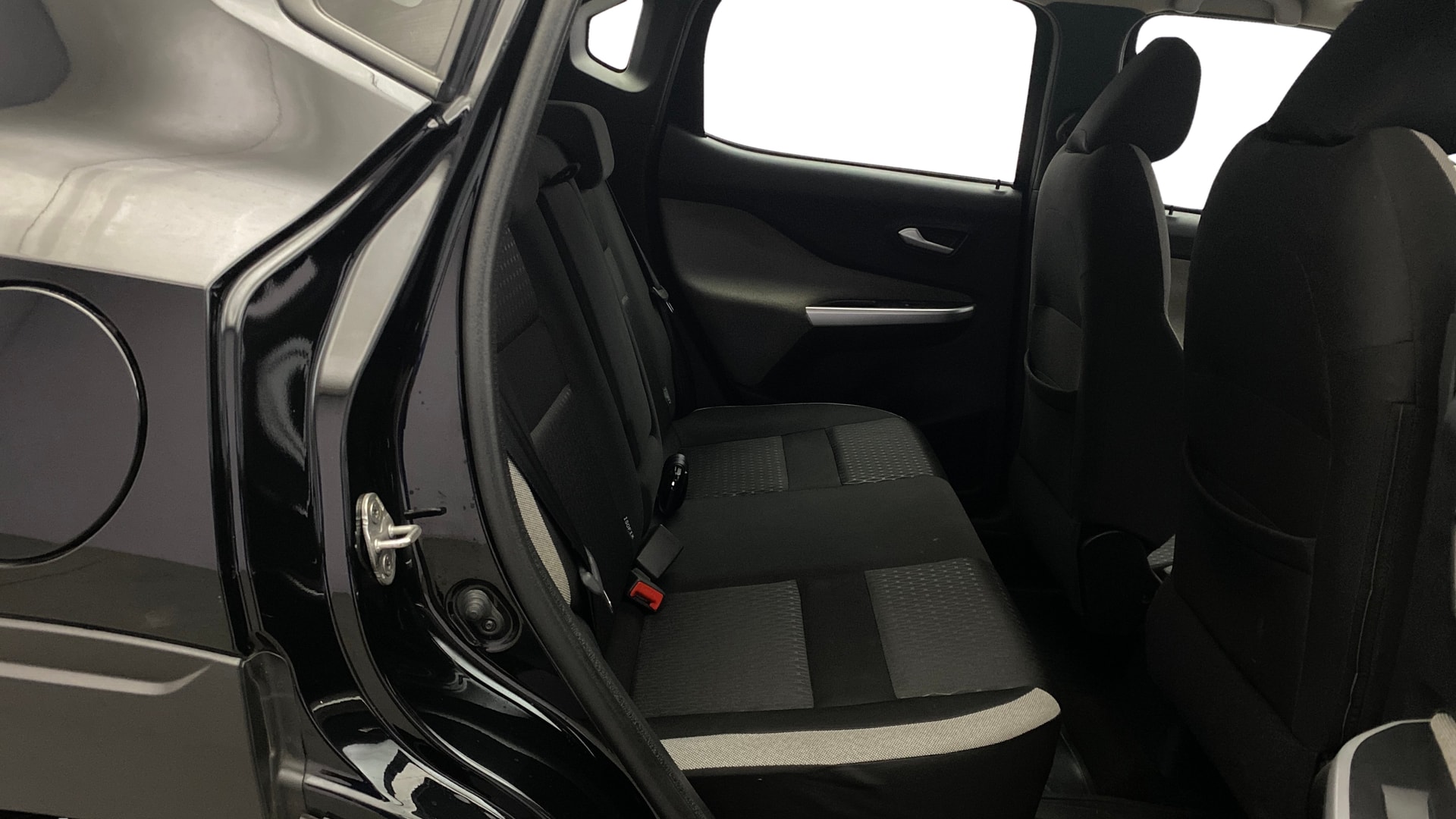 View 2024 Nissan Magnite XV Image 29 Used 2024 Nissan Magnite XV Image 29