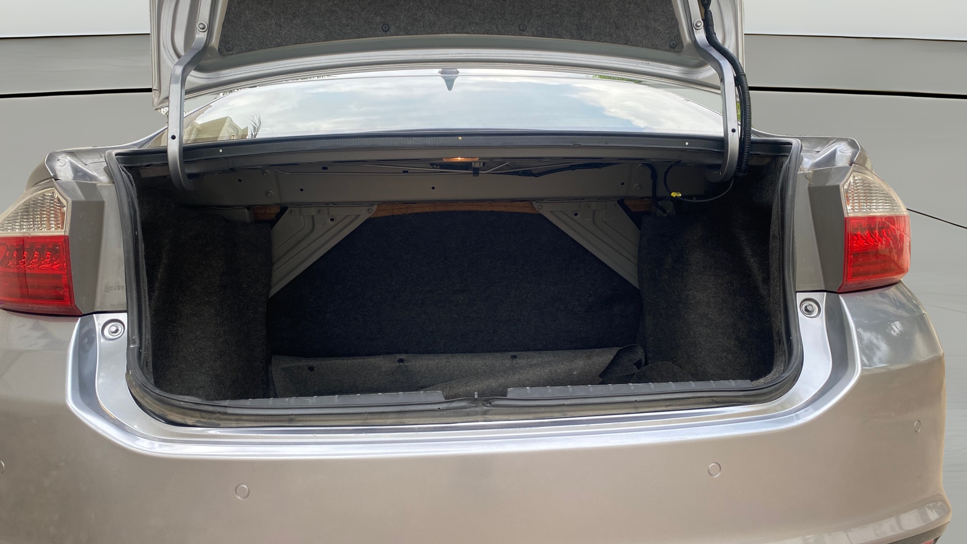 View 2019 Honda City ZX CVT Image 39 Used 2019 Honda City ZX CVT Image 39