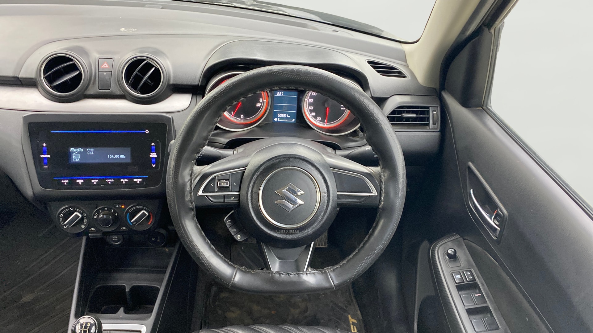 View 2022 Maruti Suzuki 1000 Base Variant Image 20 Used 2022 Maruti Suzuki 1000 Base Variant Image 20