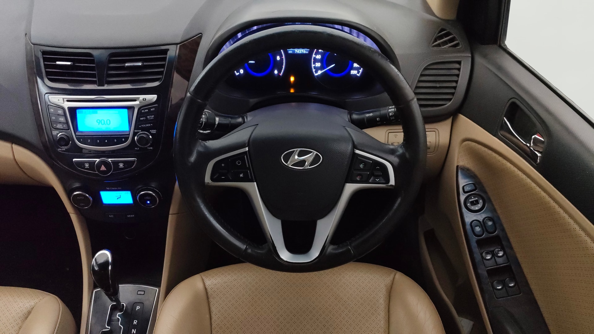 View 2014 Hyundai Fluidic Verna 1.6 CRDI SX (O) AT Image 20 Used 2014 Hyundai Fluidic Verna 1.6 CRDI SX (O) AT Image 20