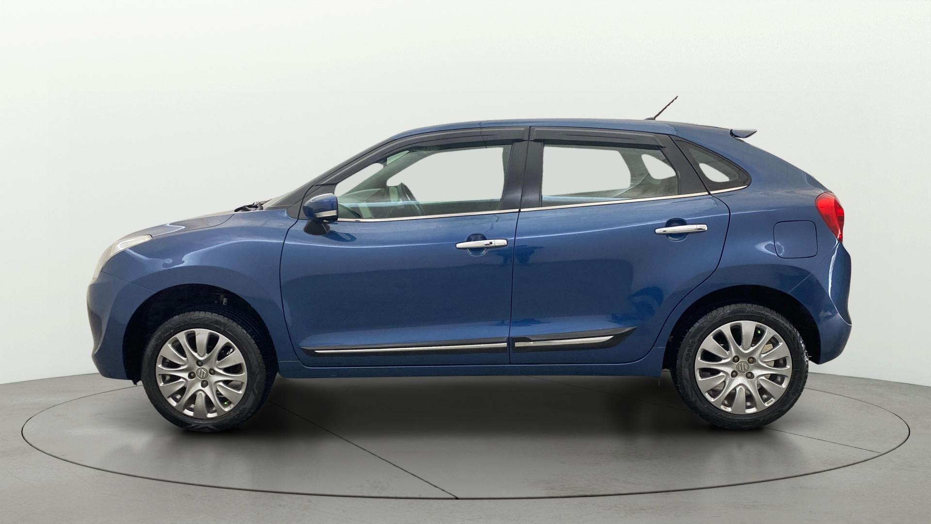 View 2016 Maruti Suzuki 1000 Base Variant Image 5 Used 2016 Maruti Suzuki 1000 Base Variant Image 5
