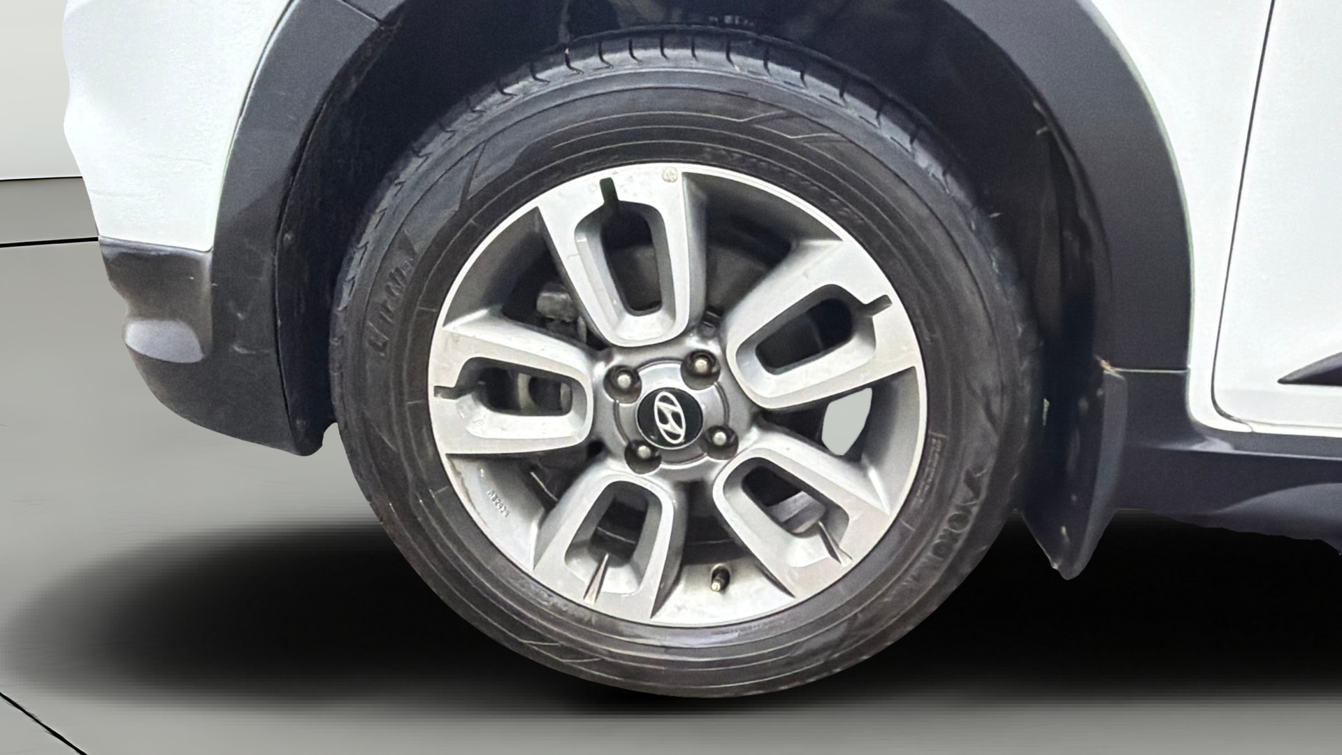 View 2019 Hyundai i20 Active 1.2 SX Image 28 Used 2019 Hyundai i20 Active 1.2 SX Image 28