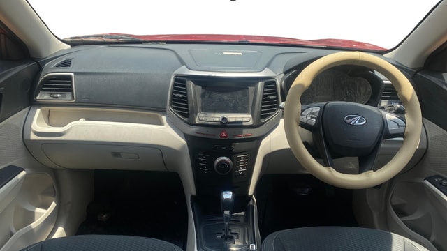 View Mahindra XUV300 Image 15 Used Mahindra XUV300 Image 15