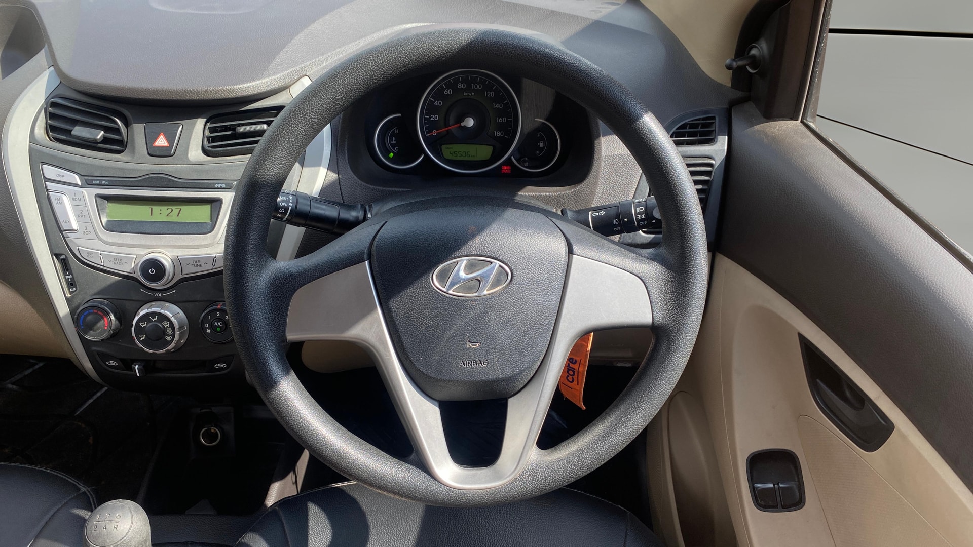 View 2017 Hyundai EON Magna Plus Image 20 Used 2017 Hyundai EON Magna Plus Image 20