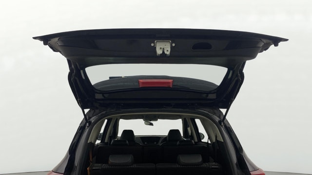 View Kia Carens Image 33 Used Kia Carens Image 33