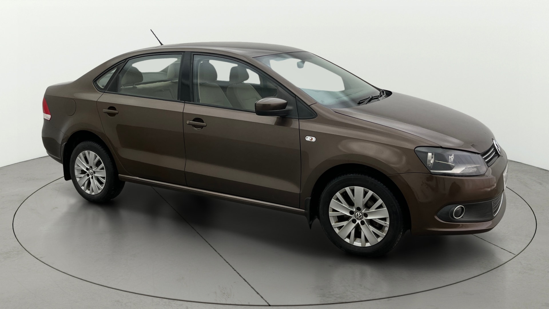 View 2015 Volkswagen Vento DSG Image 21 Used 2015 Volkswagen Vento DSG Image 21