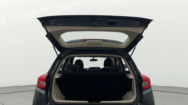 View Mahindra XUV300 Image 16 Used Mahindra XUV300 Image 16