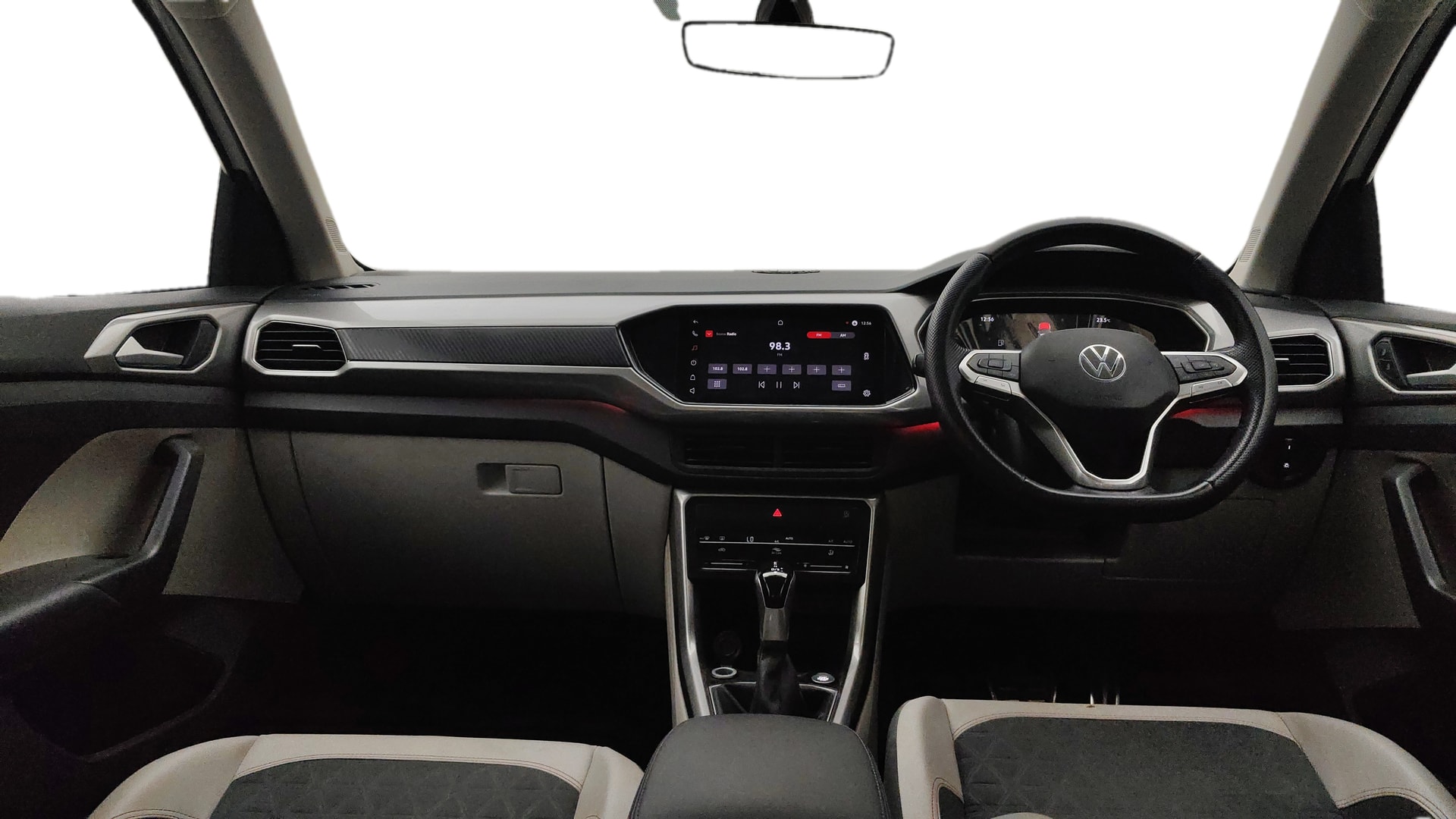 View 2022 Volkswagen Taigun 1.5 TSI GT Line Plus DSG Image 31 Used 2022 Volkswagen Taigun 1.5 TSI GT Line Plus DSG Image 31