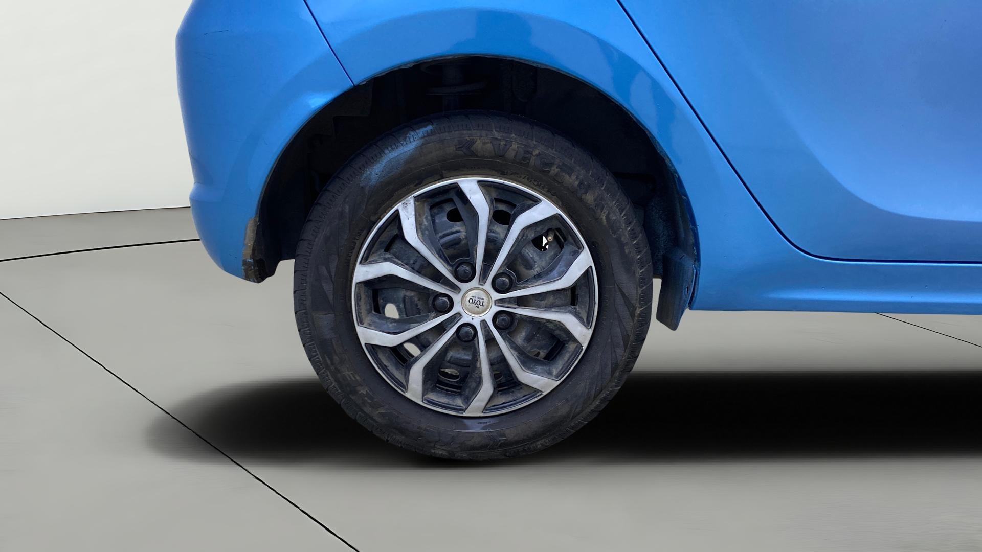 View 2017 Tata Tiago Revotorq XB Image 23 Used 2017 Tata Tiago Revotorq XB Image 23