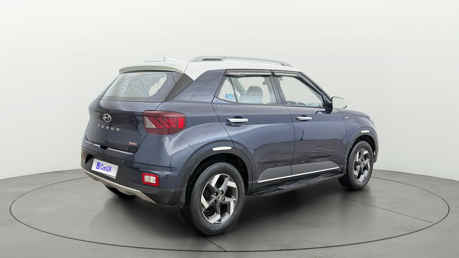 View 2019 Hyundai Venue SX Plus 1.0 Petrol AT Dual Tone Image 45 Used 2019 Hyundai Venue SX Plus 1.0 Petrol AT Dual Tone Image 45