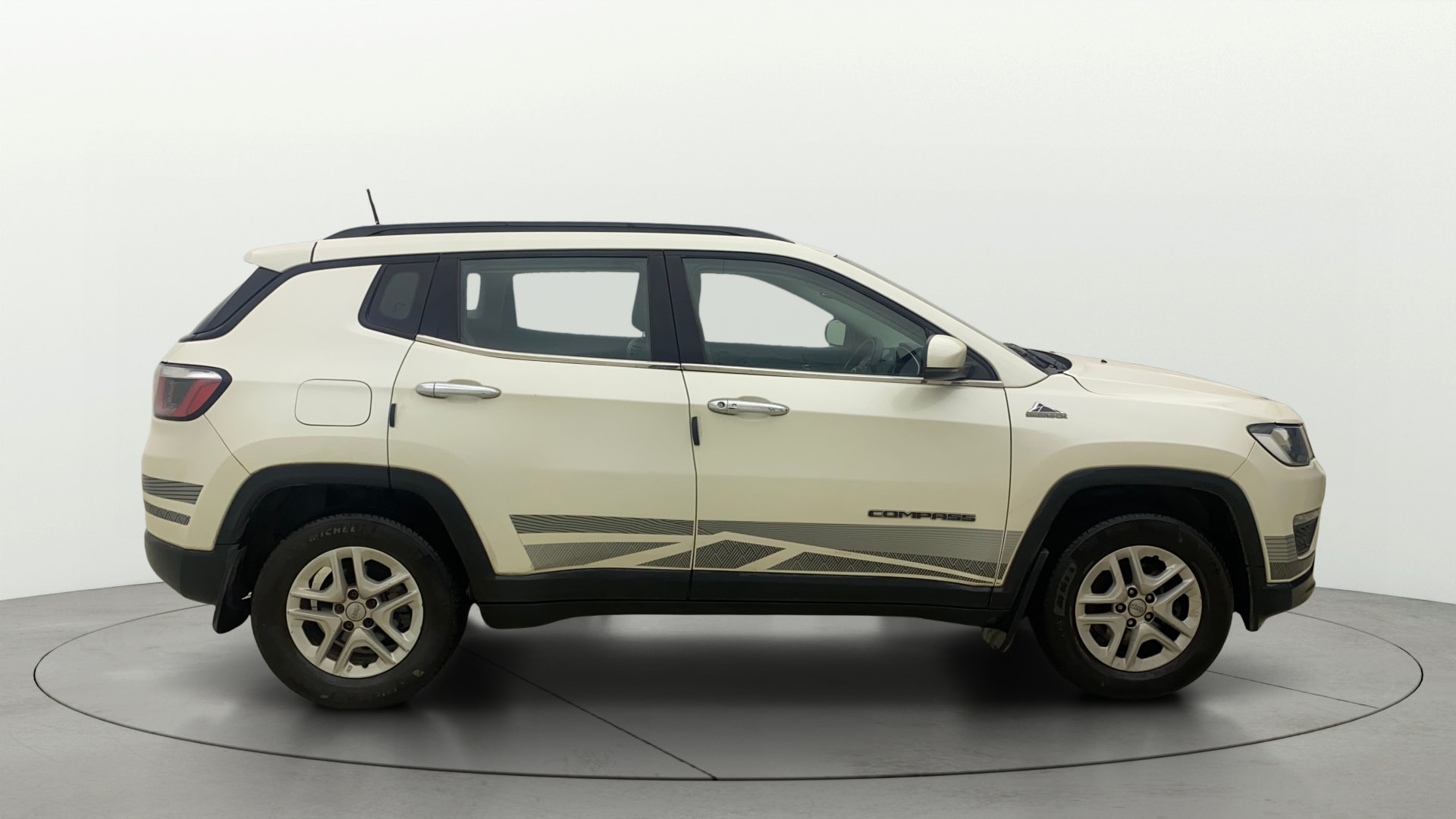View 2020 Jeep Compass Sport Plus Petrol BS IV Image 8 Used 2020 Jeep Compass Sport Plus Petrol BS IV Image 8