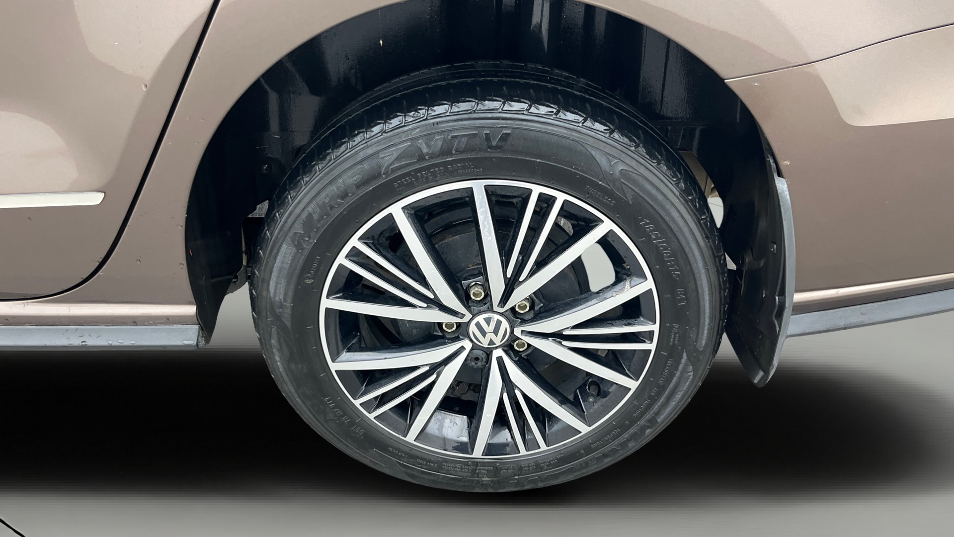 View 2021 Volkswagen Vento 1.2 L TSI Comfortline Petrol AT Image 12 Used 2021 Volkswagen Vento 1.2 L TSI Comfortline Petrol AT Image 12