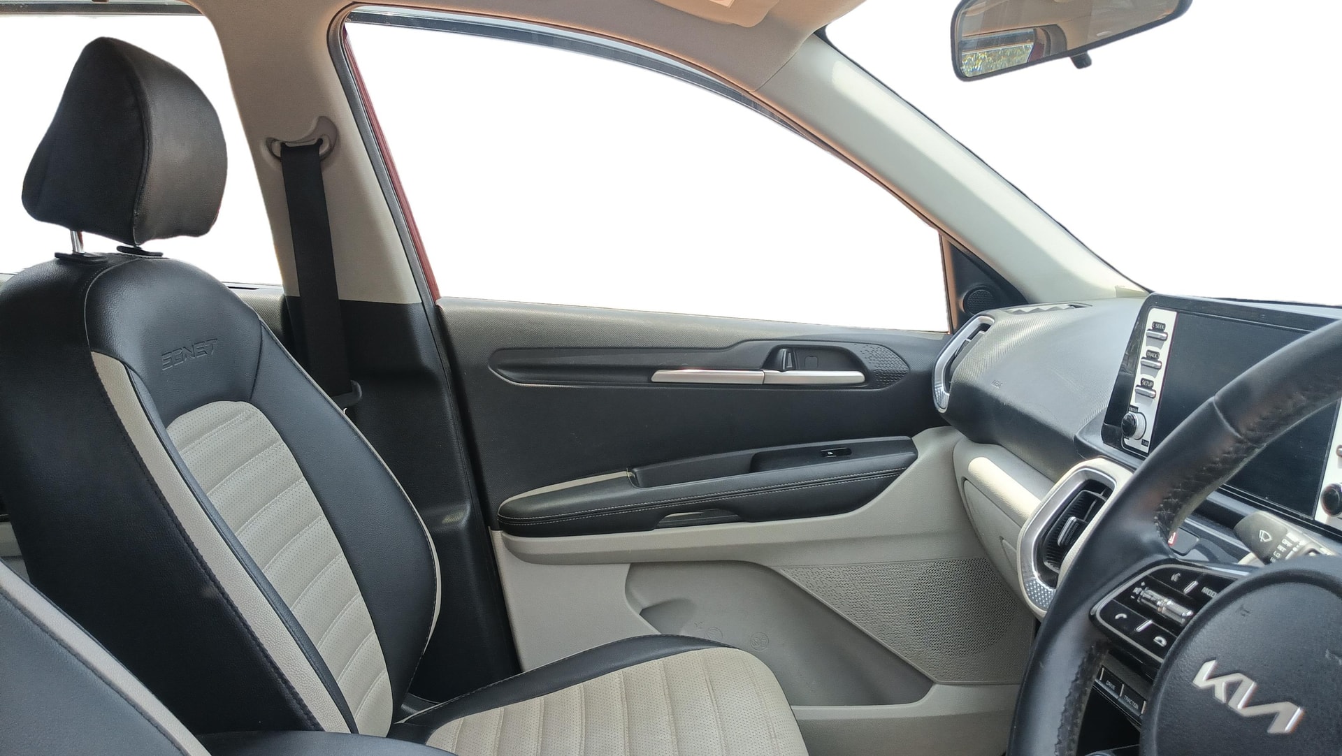 View 2022 Kia Sonet HTX AT Diesel Image 28 Used 2022 Kia Sonet HTX AT Diesel Image 28