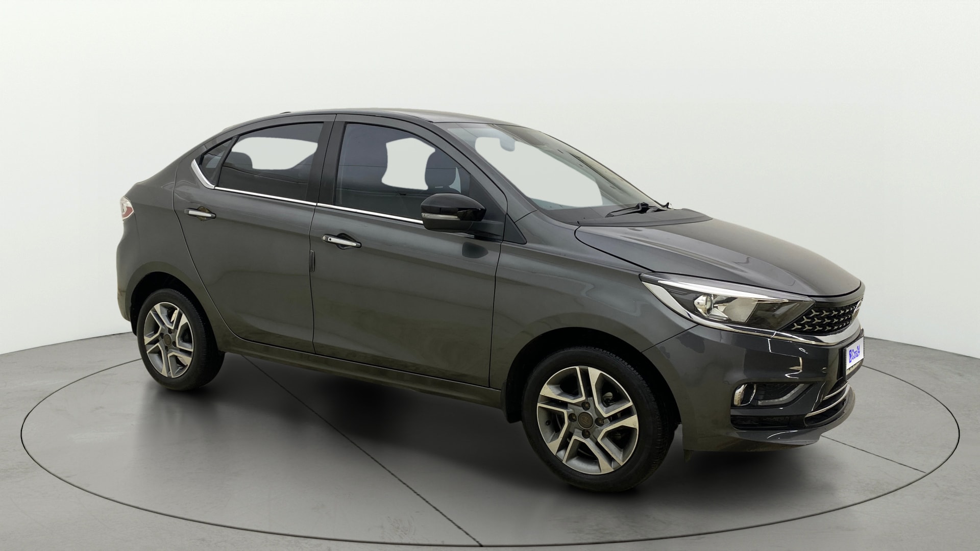 View 2022 Tata Tigor XE Diesel Image 13 Used 2022 Tata Tigor XE Diesel Image 13