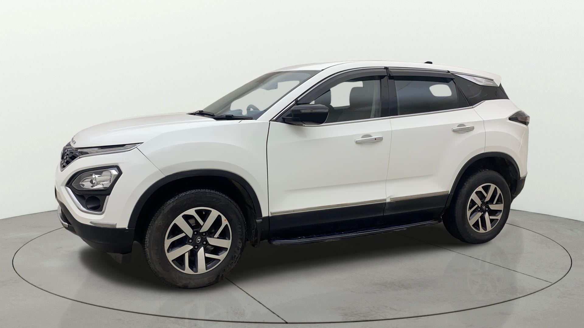 View 2022 Tata Harrier XE Image 38 Used 2022 Tata Harrier XE Image 38