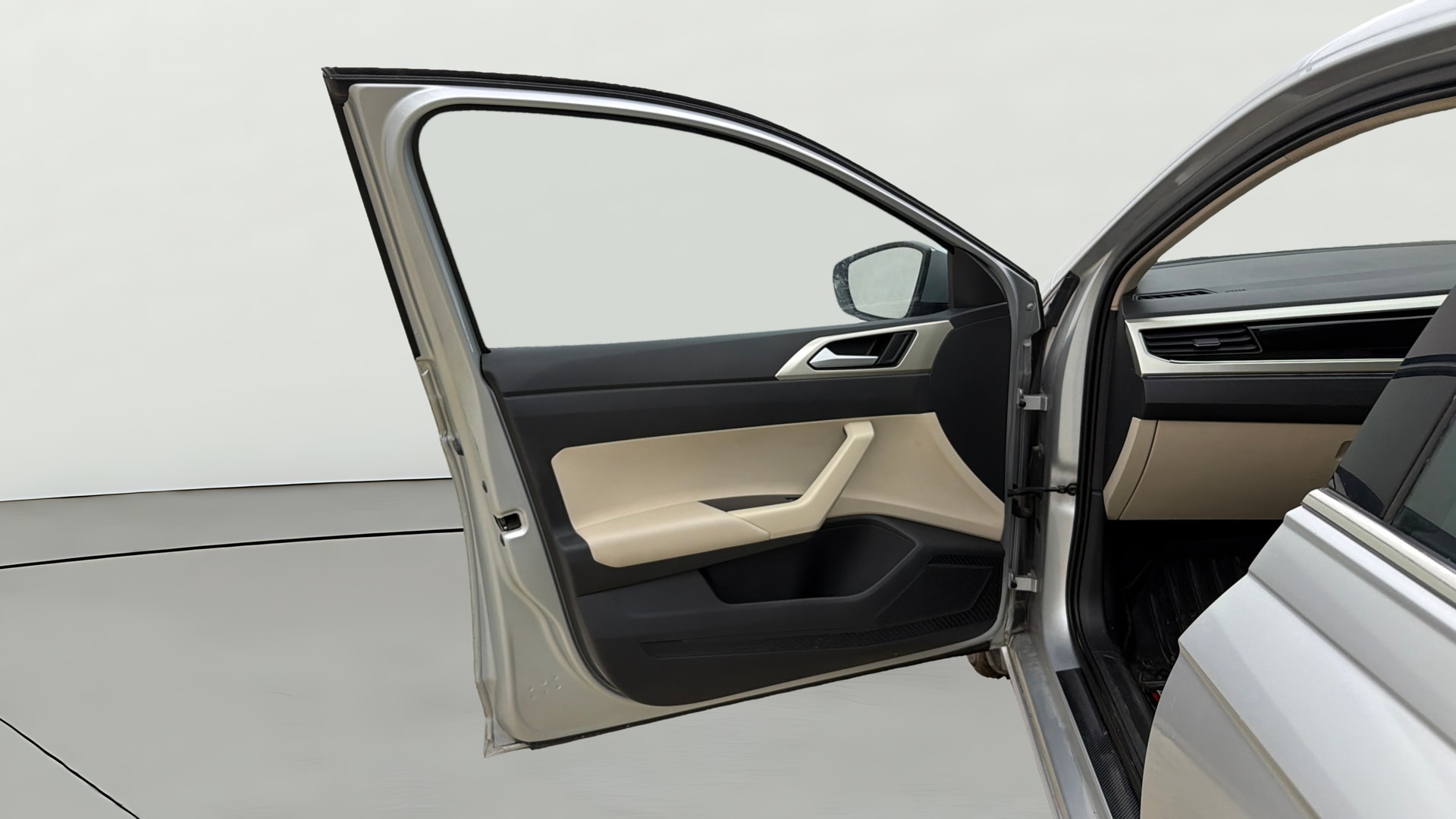 View 2022 Volkswagen Virtus Topline 1.0 TSI MT Image 33 Used 2022 Volkswagen Virtus Topline 1.0 TSI MT Image 33