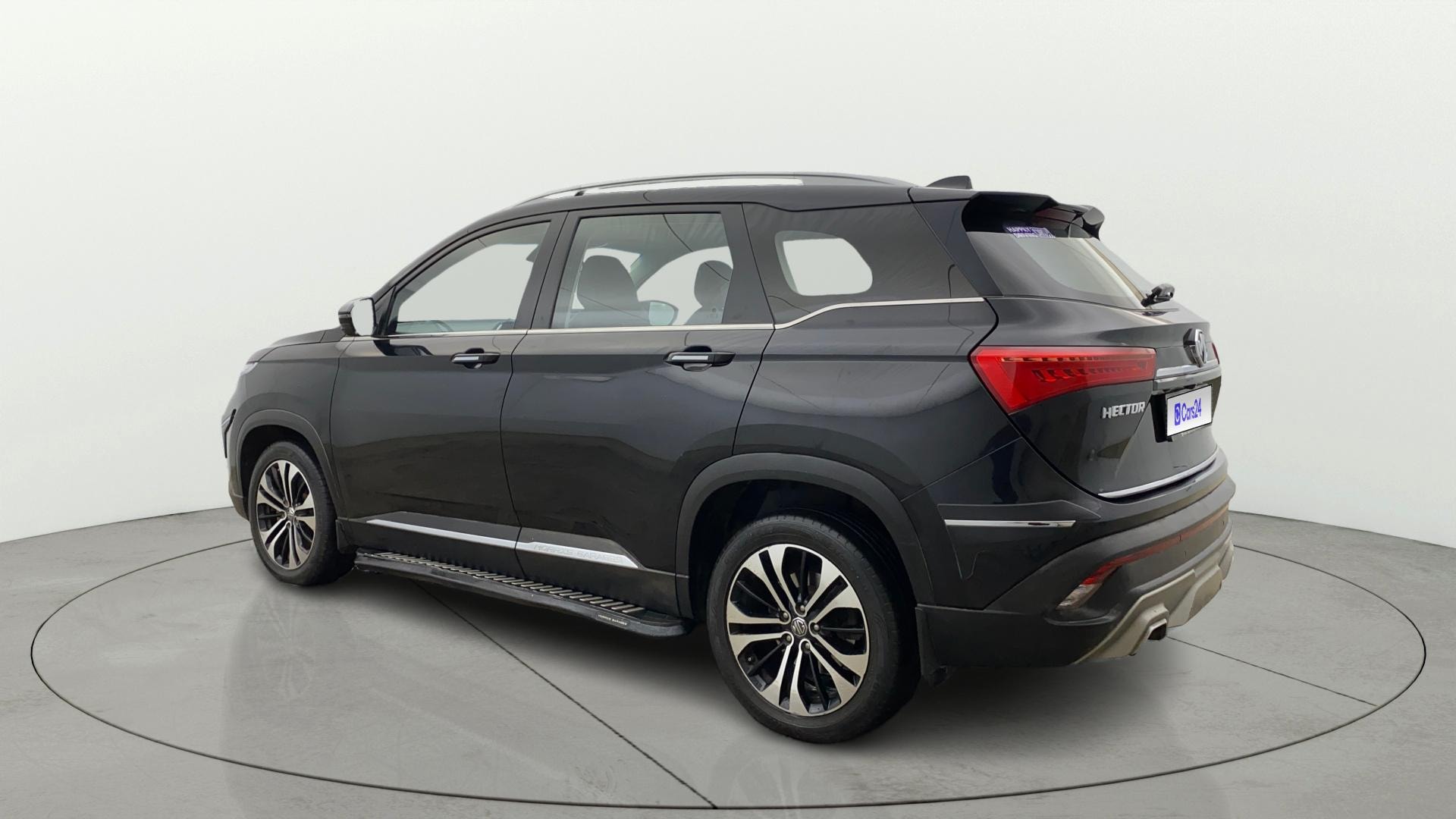 View 2022 MG Hector Sharp CVT Petrol Image 2 Used 2022 MG Hector Sharp CVT Petrol Image 2