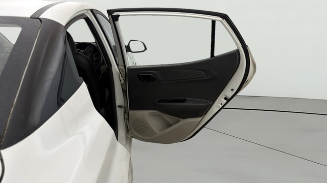 View Hyundai Aura Image 7 Used Hyundai Aura Image 7