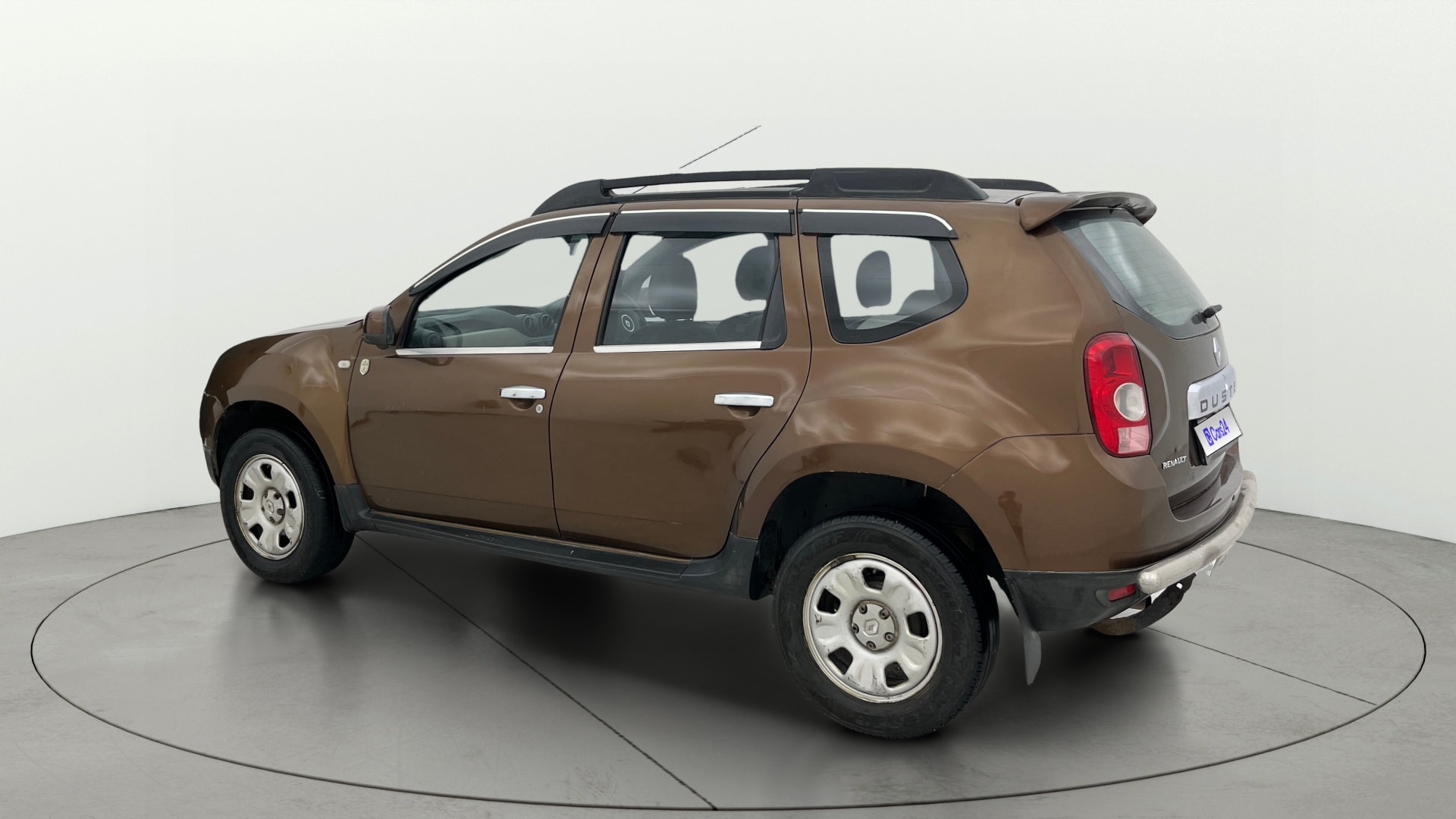 View 2014 Renault Duster Diesel 85PS STD Image 2 Used 2014 Renault Duster Diesel 85PS STD Image 2