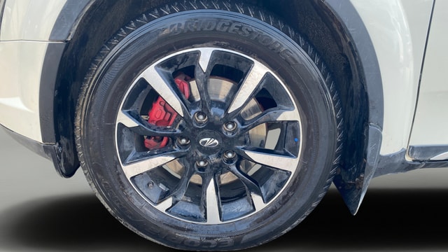 View Mahindra XUV500 Image 37 Used Mahindra XUV500 Image 37