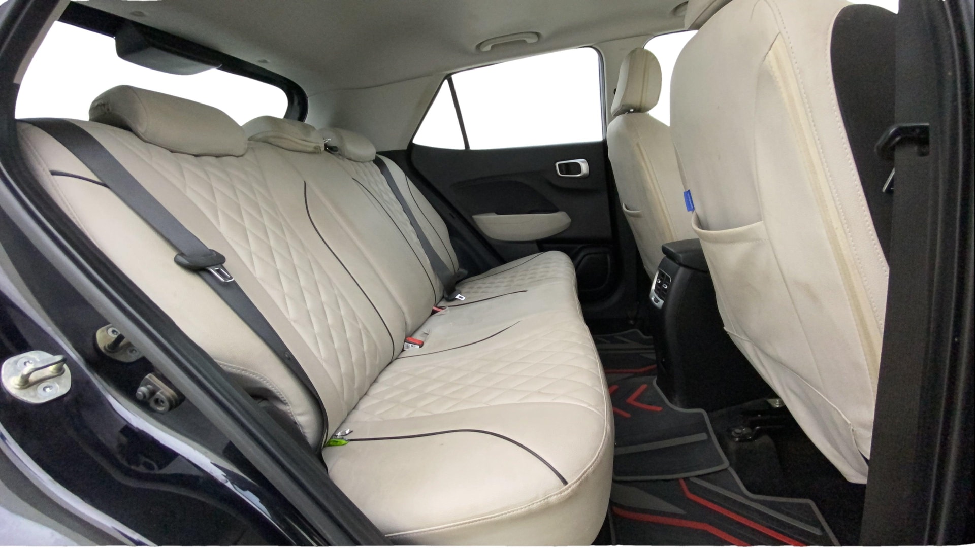 View 2024 Hyundai Venue S (O) 1.0 Turbo Petrol DCT Image 37 Used 2024 Hyundai Venue S (O) 1.0 Turbo Petrol DCT Image 37