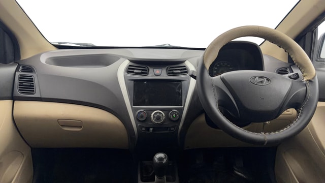 View Hyundai EON Image 15 Used Hyundai EON Image 15