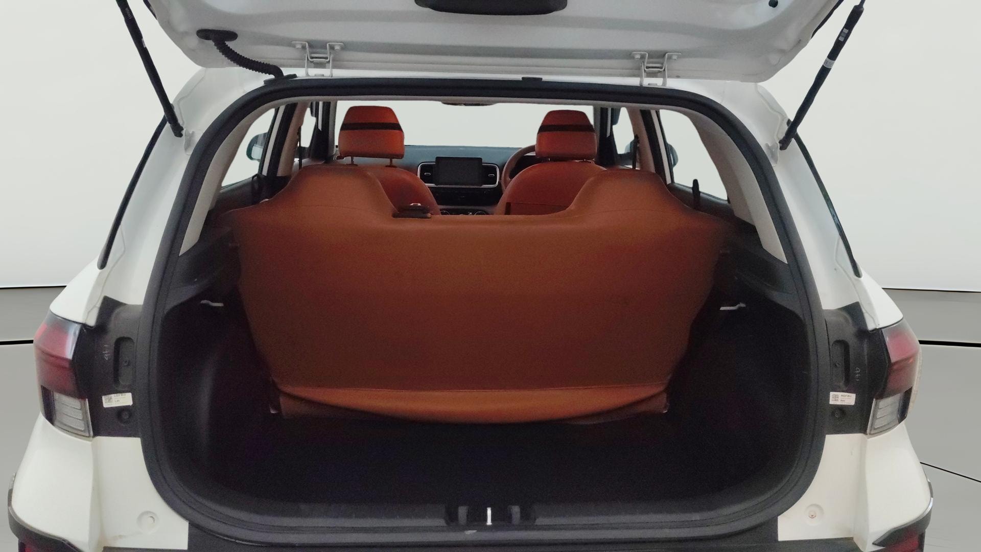 View 2025 Hyundai Venue S 1.2 Petrol Image 37 Used 2025 Hyundai Venue S 1.2 Petrol Image 37