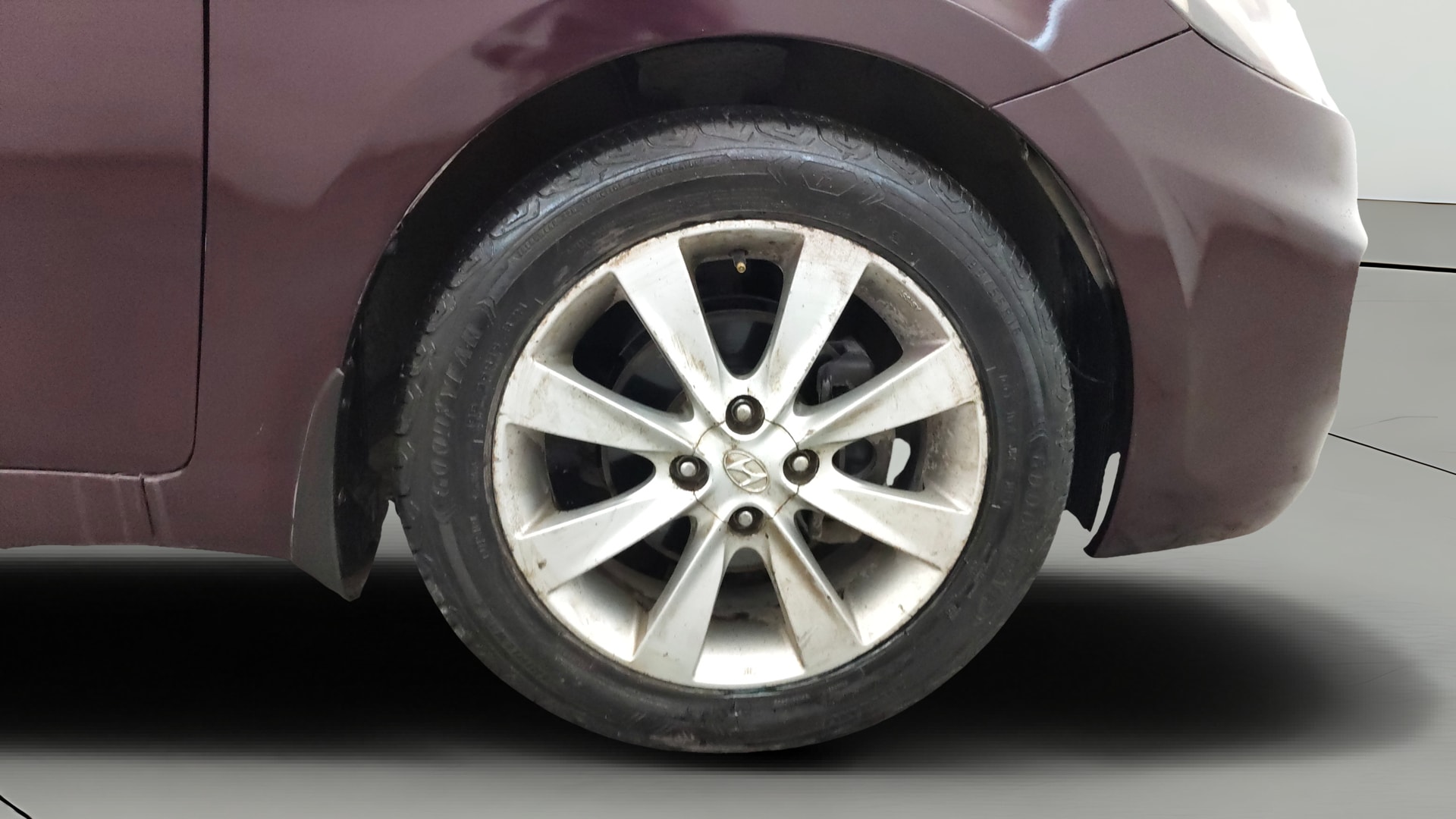 View 2013 Hyundai Fluidic Verna 1.6 VTVT SX Image 40 Used 2013 Hyundai Fluidic Verna 1.6 VTVT SX Image 40