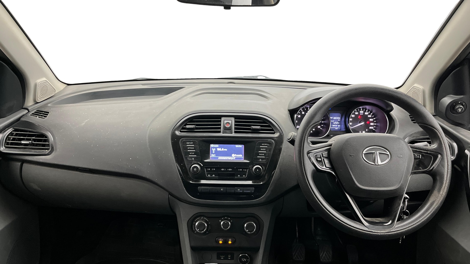 View 2018 Tata Tigor XT Petrol Image 15 Used 2018 Tata Tigor XT Petrol Image 15
