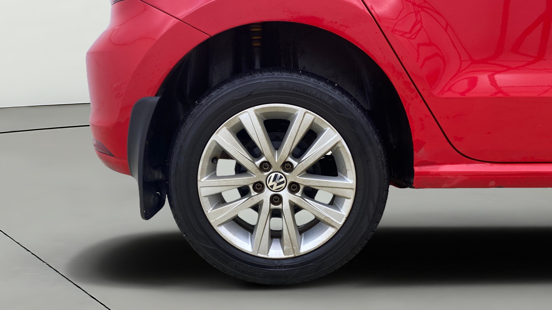 View 2016 Volkswagen Polo GT TSI Image 24 Used 2016 Volkswagen Polo GT TSI Image 24